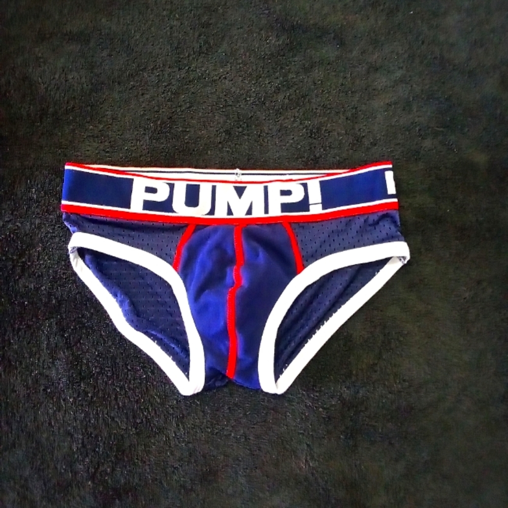 Men's mesh briefs